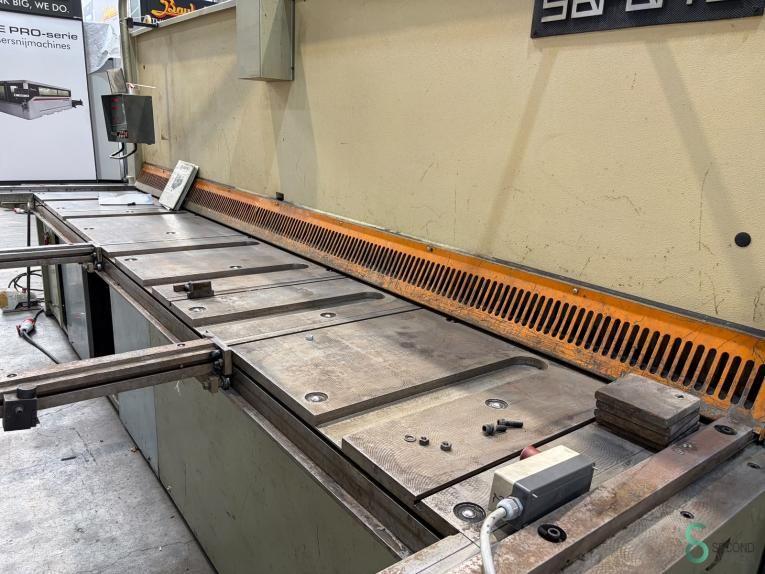 Sheet shears Safan HVR 430-6 1997