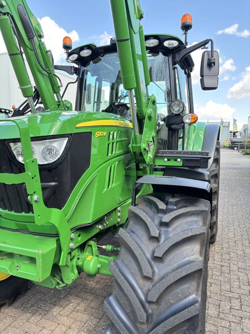 John Deere 6130M met 623R voorlader | 2022 | 2360 uur