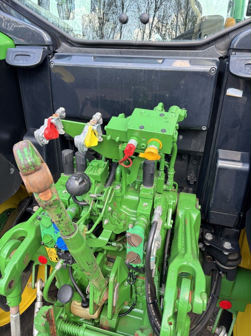 John Deere 6130M met 623R voorlader | 2022 | 2360 uur