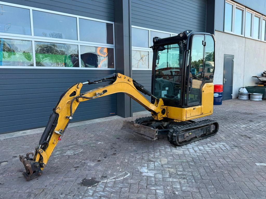 Caterpillar 3018