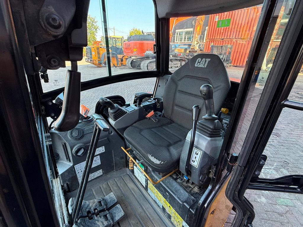 Caterpillar 3018