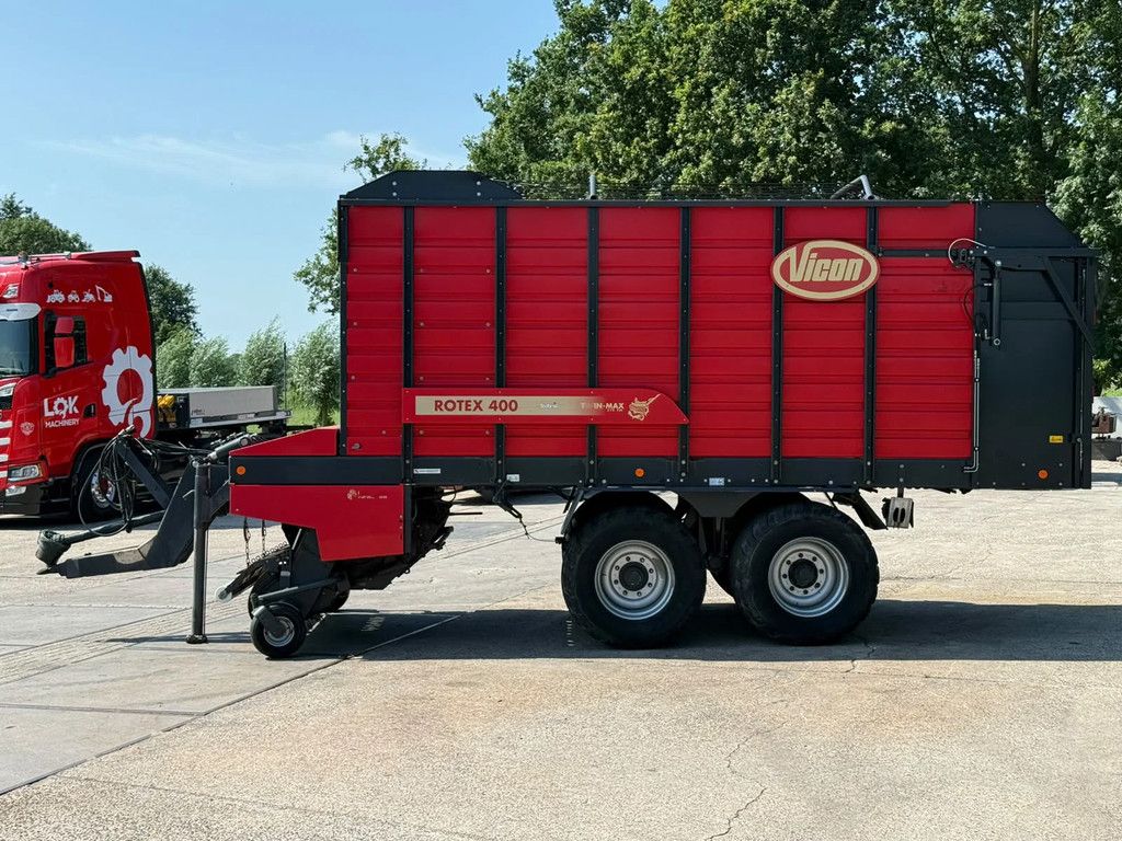 Vicon Rotex 400 opraapwagen NL kenteken