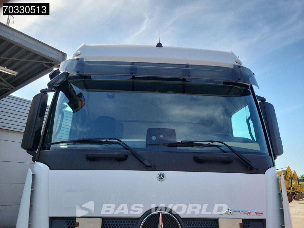 Mercedes Actros 1851 4X2 BigSpace 2x Tanks M.O.T.