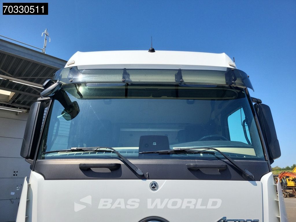 Mercedes Actros 1851 4X2 BigSpace 2x Tanks M.O.T.