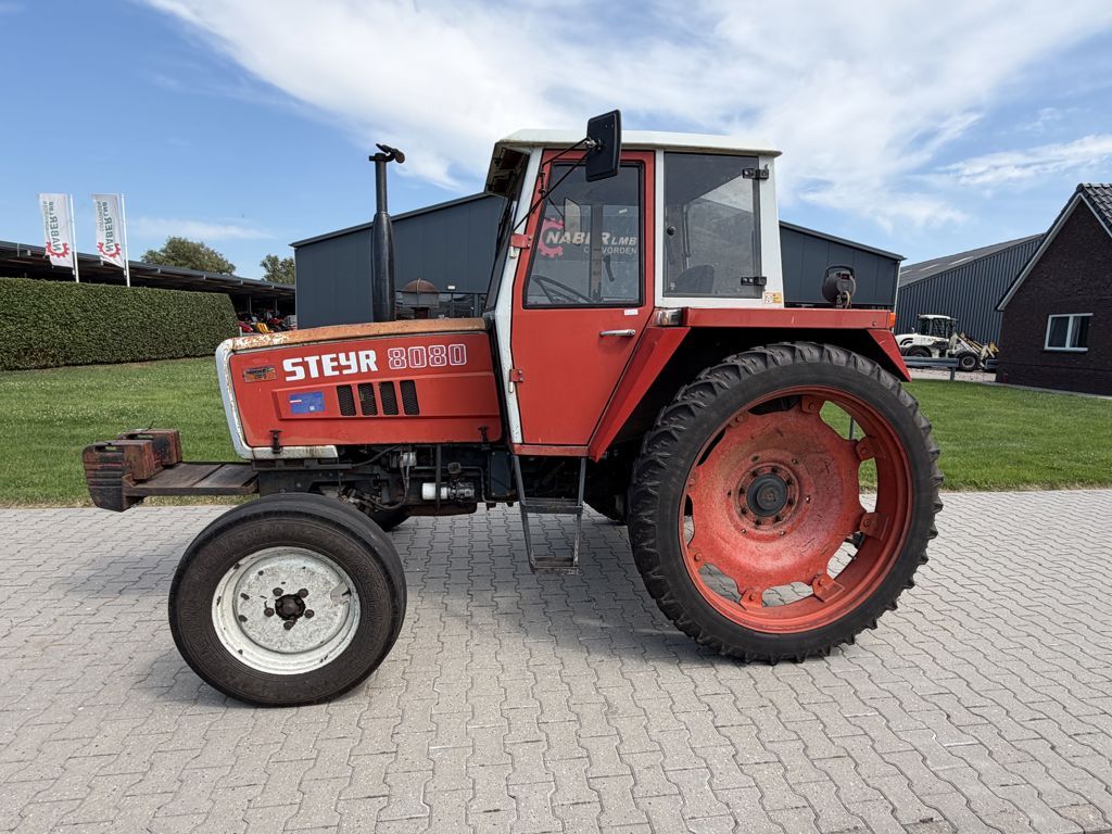 Steyr 8080