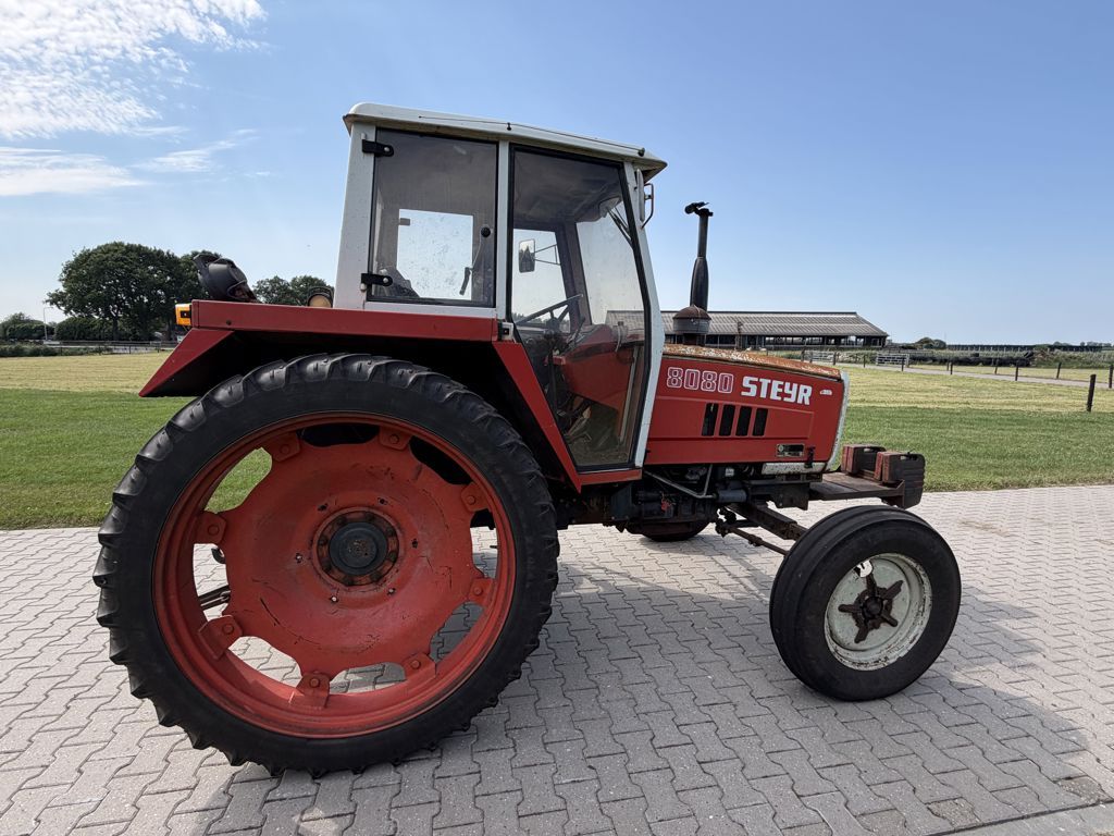 Steyr 8080