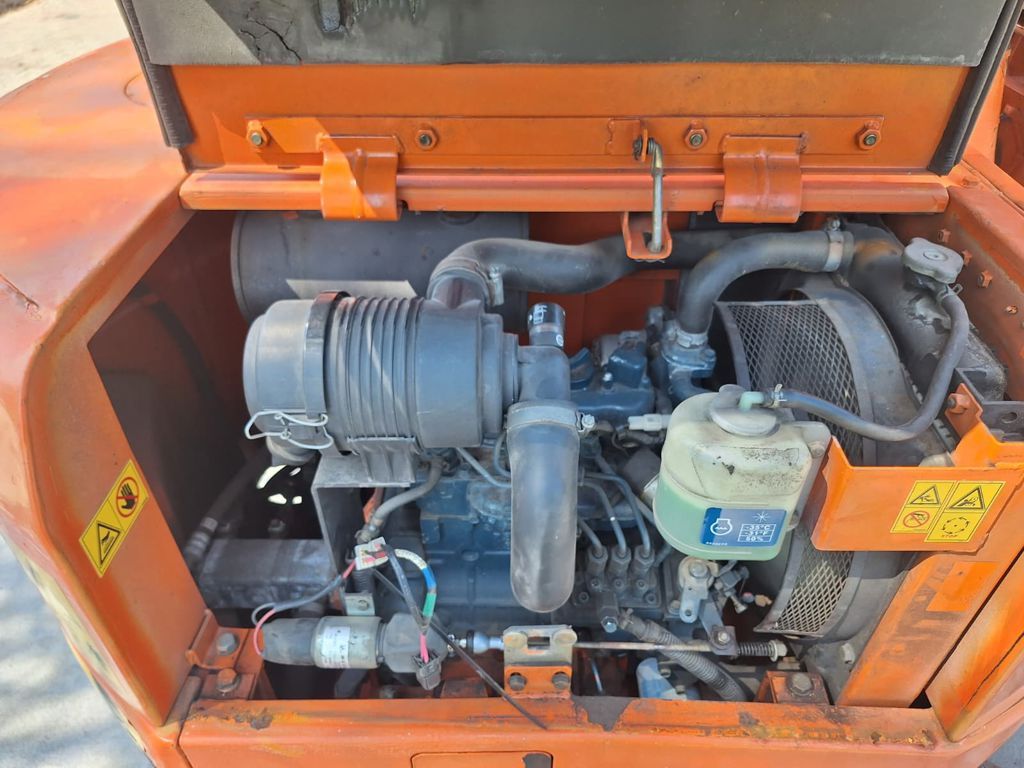 Hitachi HX64B-2
