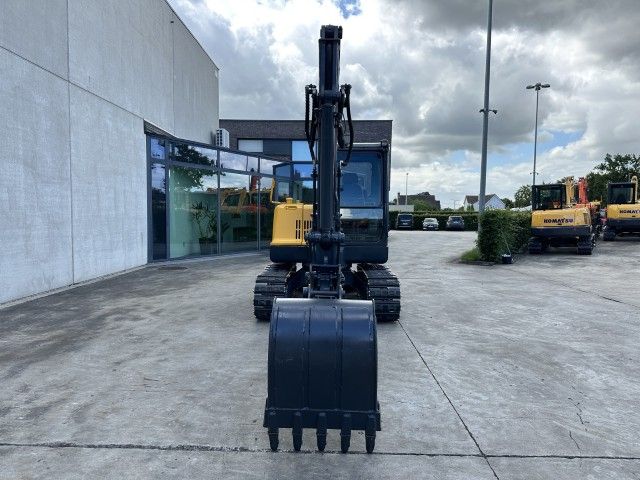 2017 Volvo EL 55D Midi Excavator