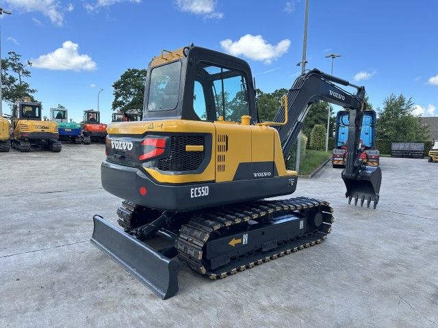 2017 Volvo EL 55D Midi Excavator