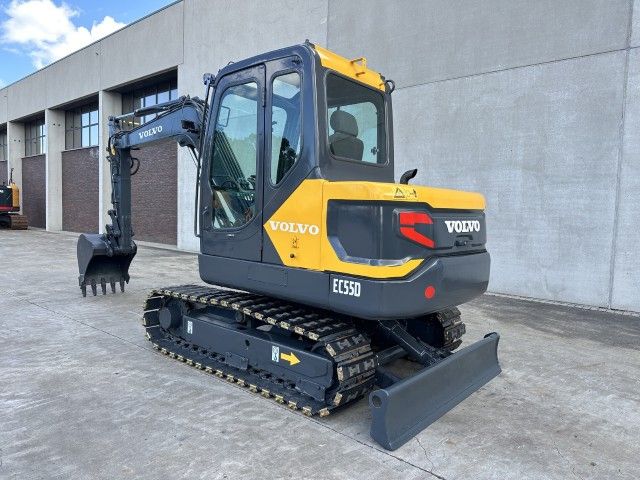 2017 Volvo EL 55D Midi Excavator