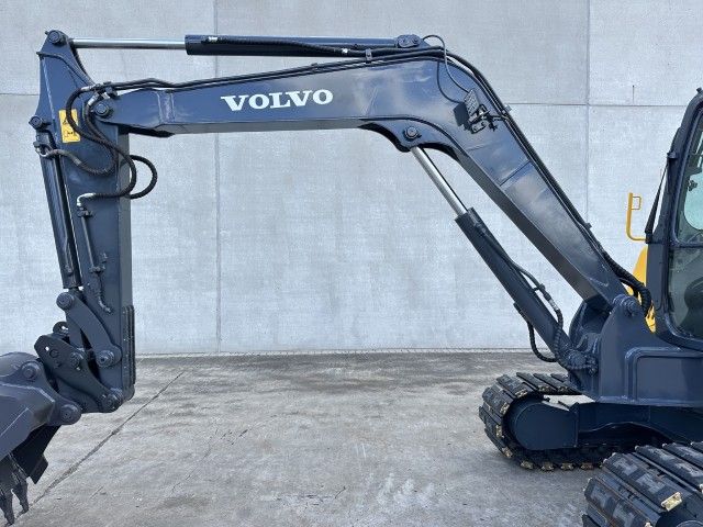 2017 Volvo EL 55D Midi Excavator