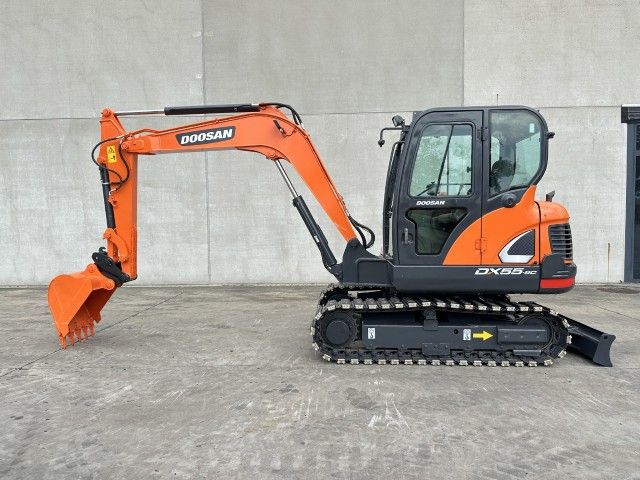 2020 Doosan DX55-9CN Midi-Bagger