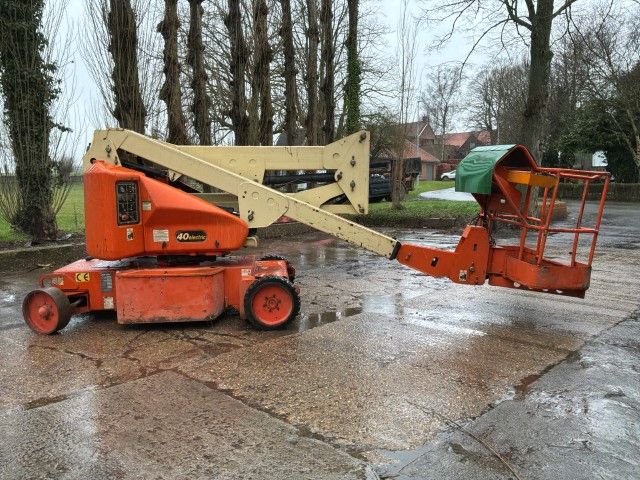 2000 JLG N40 E Electric Aerial Work Platform