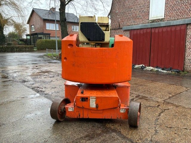 2000 JLG N40 E Electric Aerial Work Platform
