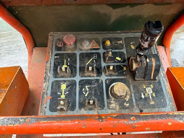 2000 JLG N40 E Electric Aerial Work Platform