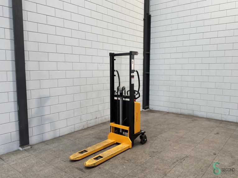 Stackers Electric Papro 2018