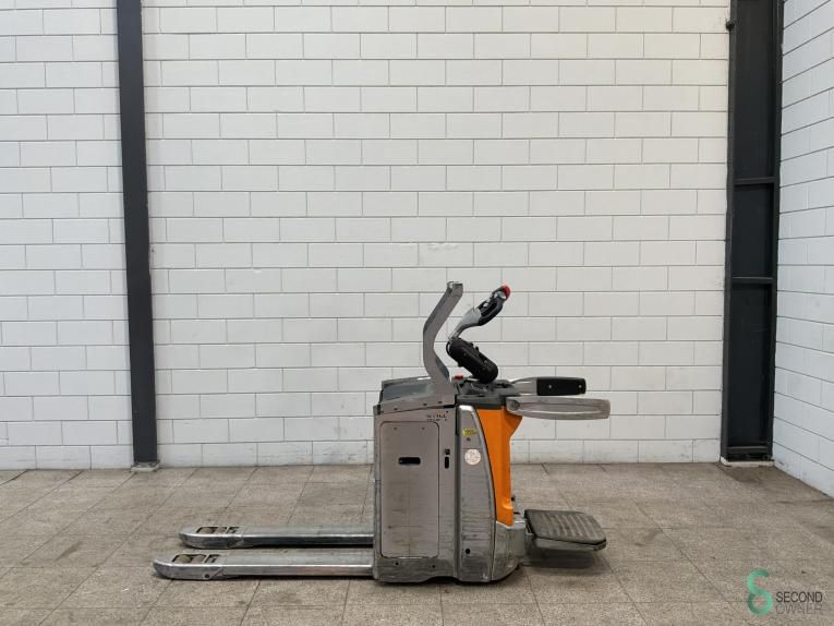 Pallet trucks Electric Still EXH-SF20 2020