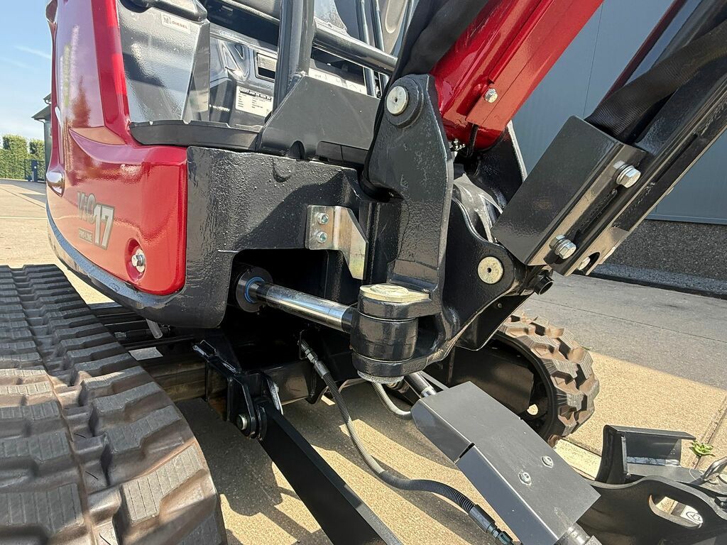 Yanmar ViO17