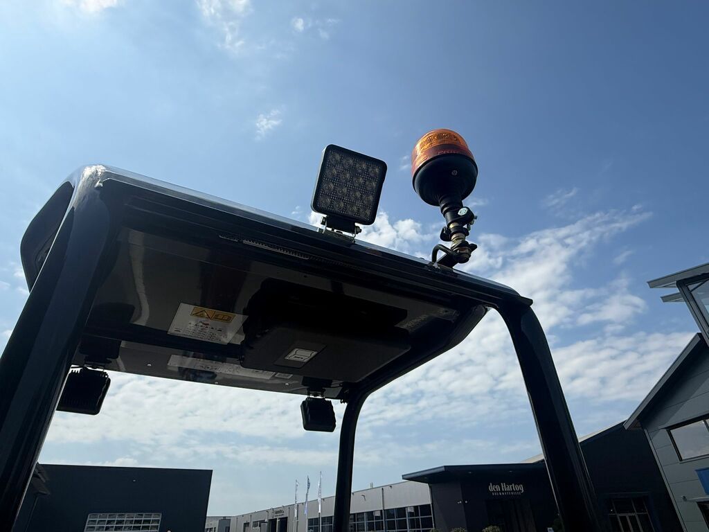 Yanmar ViO17