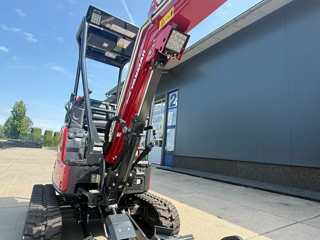 Yanmar ViO17