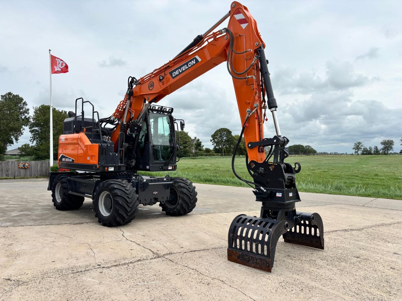 Develon DX165WR-7