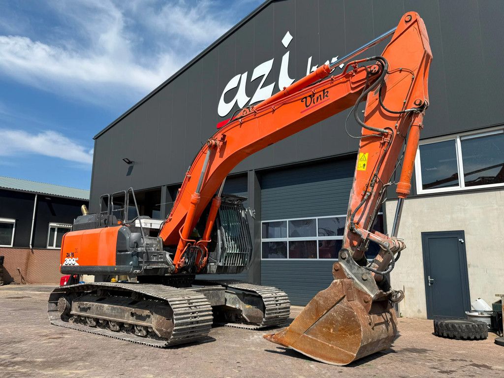 Hitachi ZX300LC-6