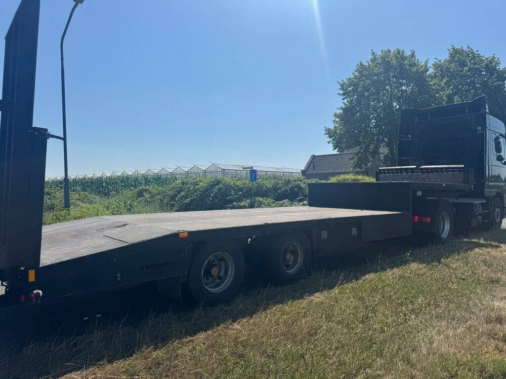 Floor semi dieplader
