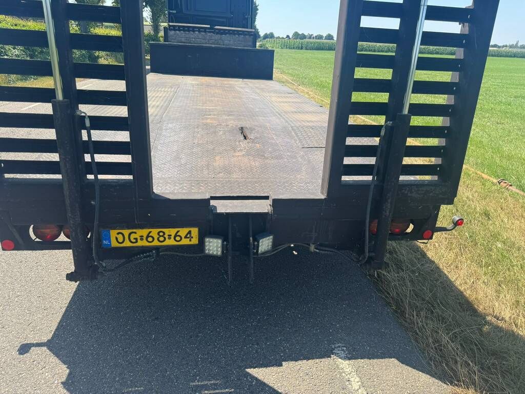 Floor semi dieplader