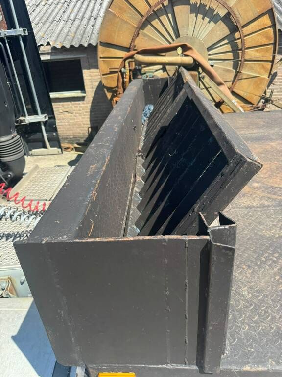 Floor semi dieplader