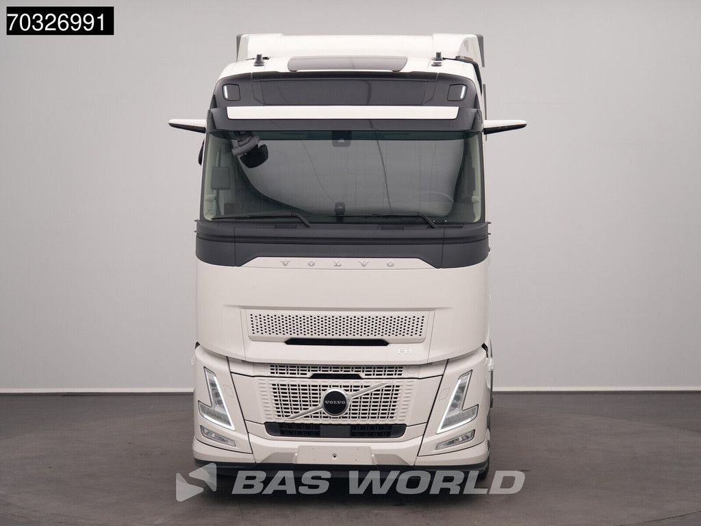 Volvo FH Aero 500 4X2 NEW! TC Globetrotter 2xTanks I-ParkCool ACC Navi