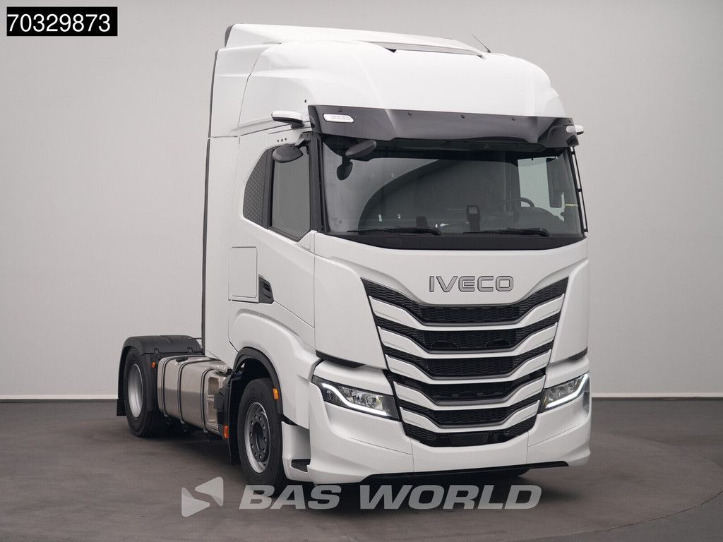 Iveco S-Way 500 4X2 NEW! HPEB ACC 2x beds Mirrorcams 770L tank Parking Cooler