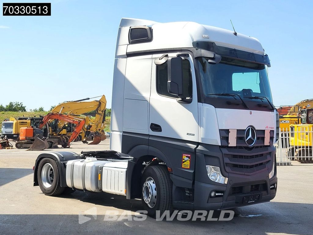 Mercedes Actros 1851 4X2 BigSpace 2x Tanks M.O.T.