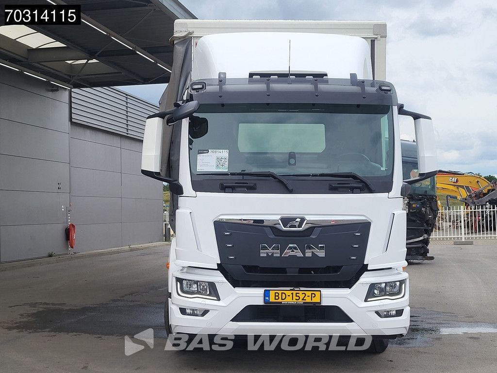 MAN TGM 15.250 4X2 42.000 kms! 15 tons marktwagen BDF Automatic Full Air suspension Euro 6