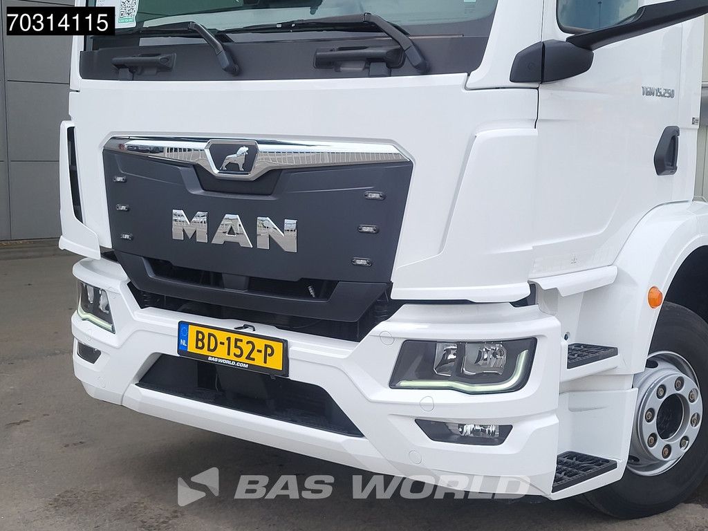 MAN TGM 15.250 4X2 42.000 kms! 15 tons marktwagen BDF Automatic Full Air suspension Euro 6