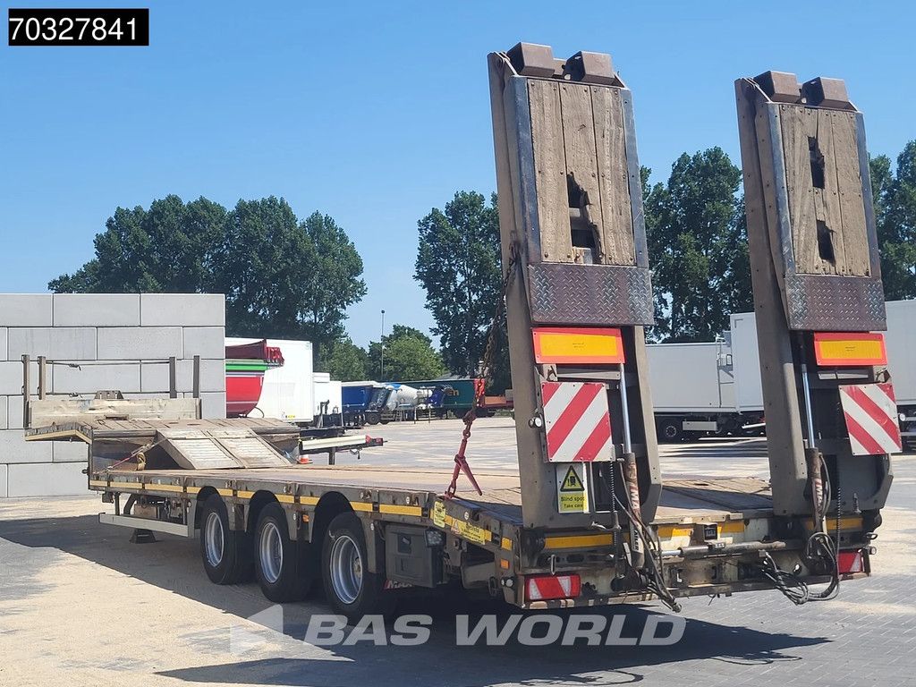 Faymonville F-S43-1AAF Steering Axle Ramps