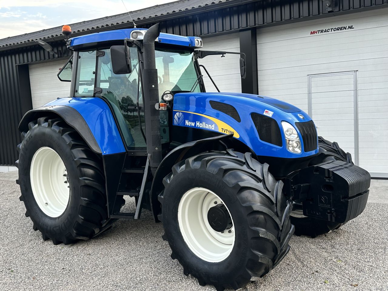 New Holland Tvt 190