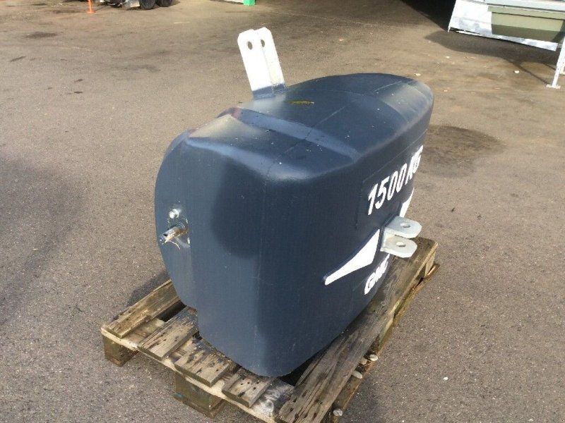 1500 kg