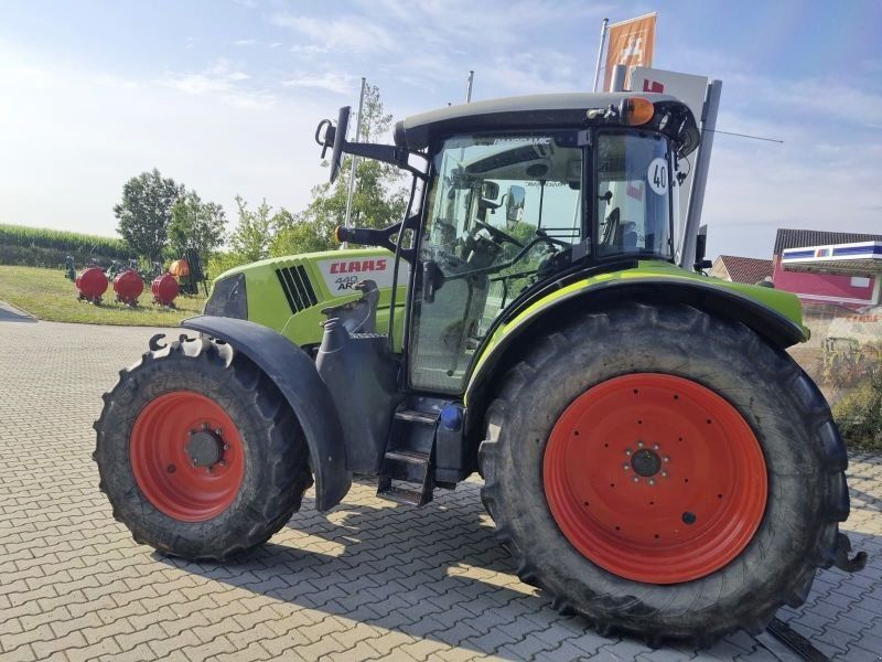 Claas ARION 440 CIS