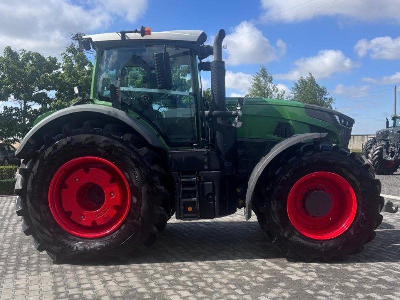 Fendt 942 Vario Gen7 Profi+