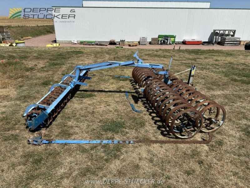 Lemken Doppel-Ringpacker mit Krümel