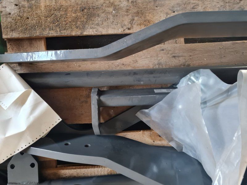 Stoll Anbaukonsole für SAME Explorer 95, Deutz-Fahr Agrlus 95