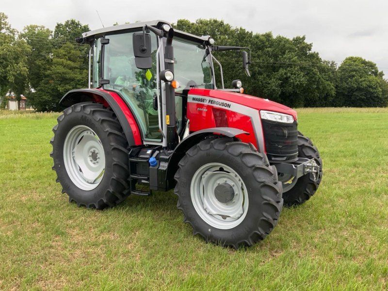 Massey Ferguson 5M.95 F DYNA-4
