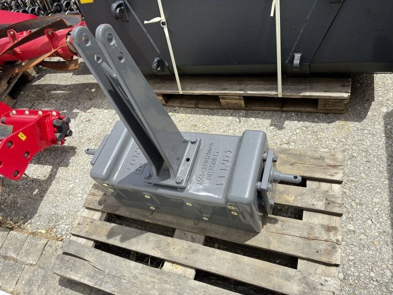 Fendt GEWICHT 400KG