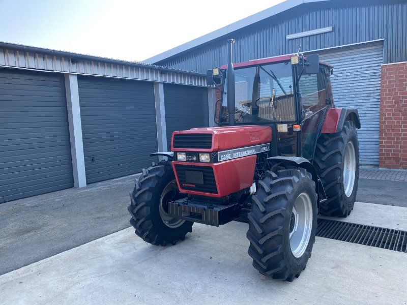 Case IH 856 XLN 40 km/h
