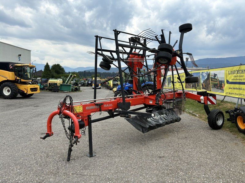 Kubota RA 2076