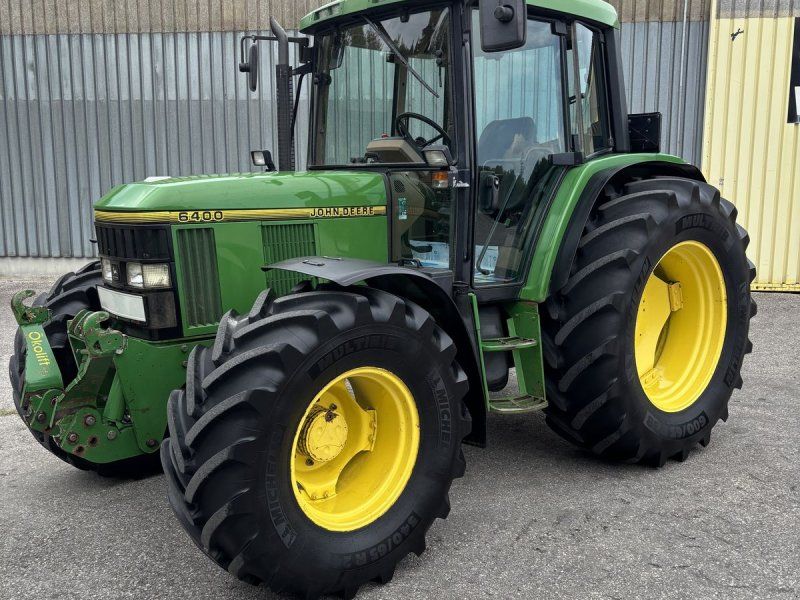 John Deere 6400