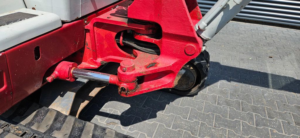 Takeuchi TB 235