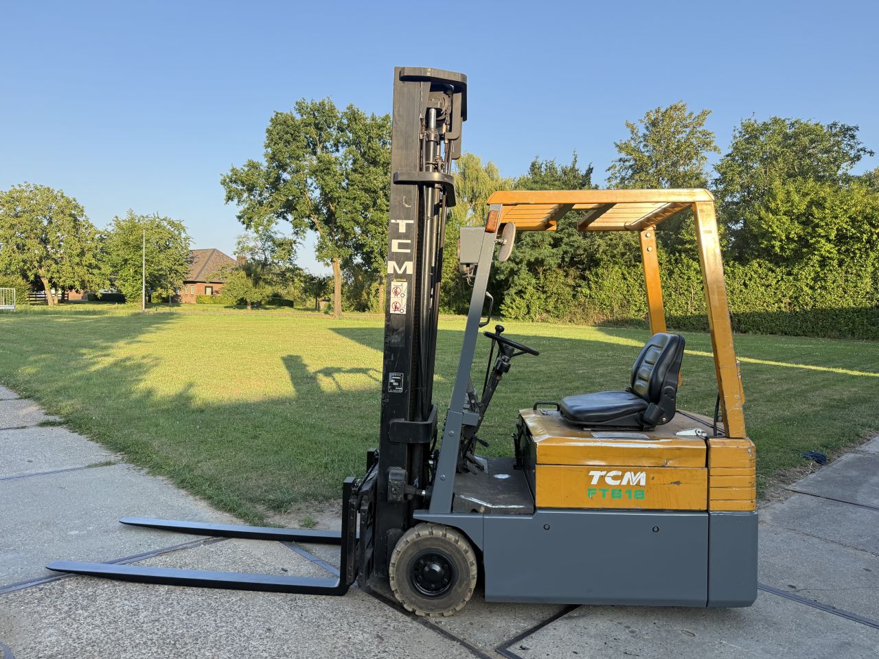 TCM 1800KG elektrische 3-delig 600cm freelift Sideshift