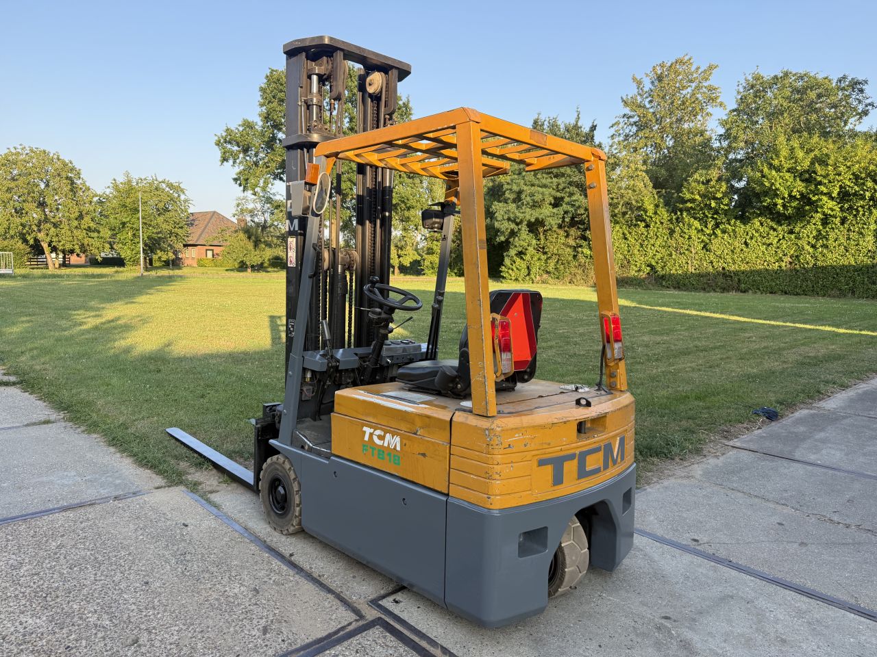 TCM 1800KG elektrische 3-delig 600cm freelift Sideshift