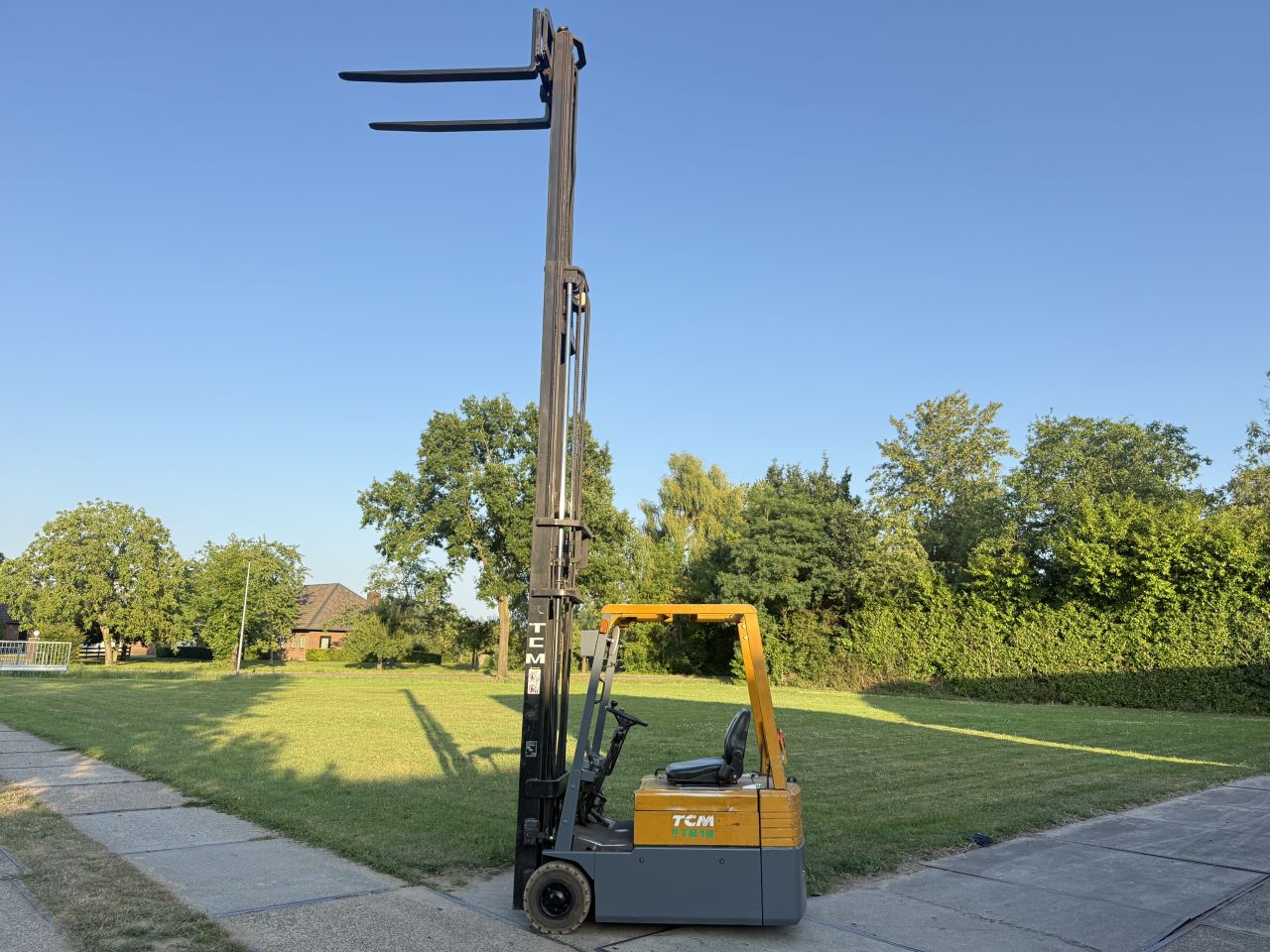 TCM 1800KG elektrische 3-delig 600cm freelift Sideshift